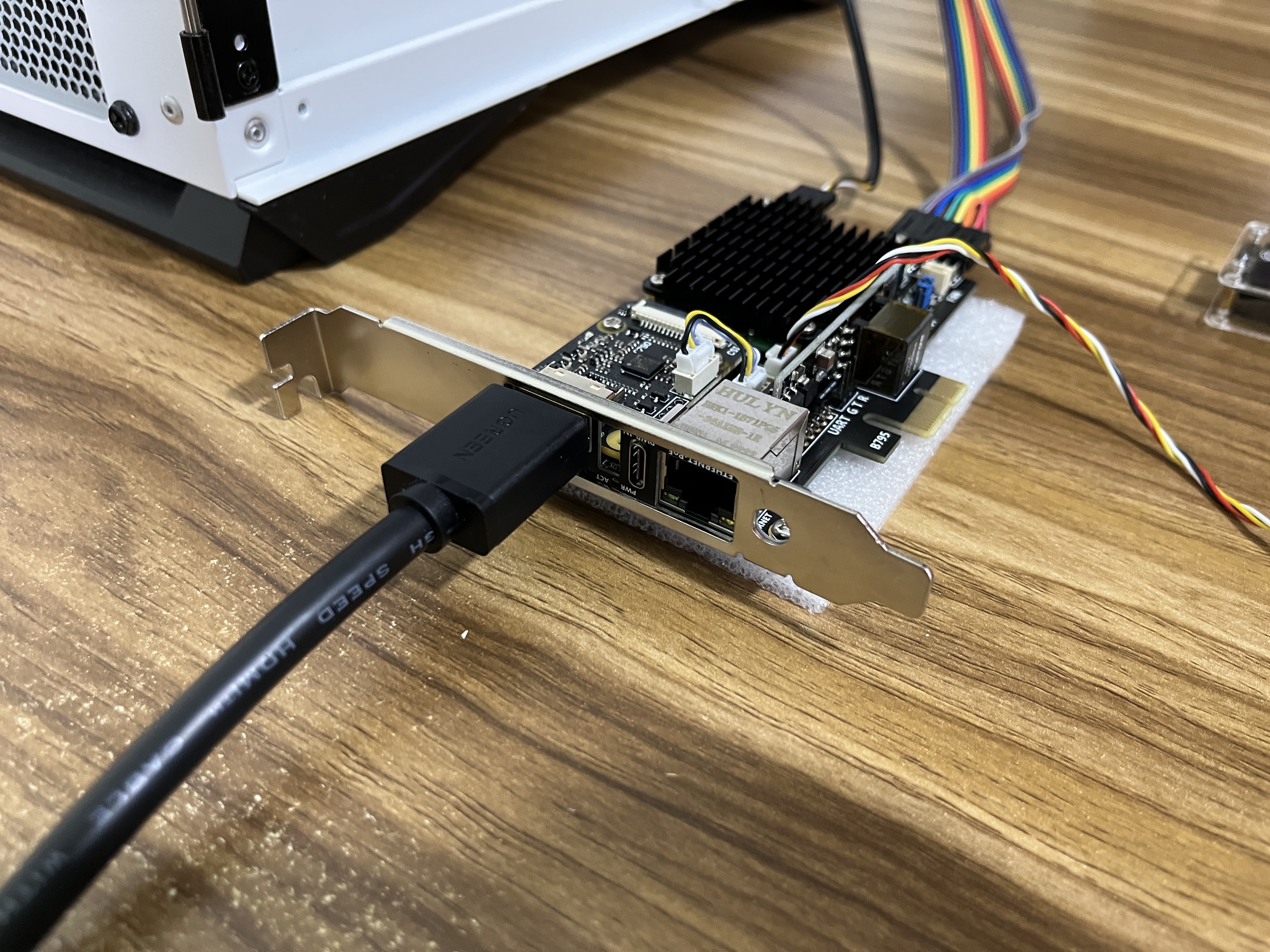 Connect_HDMI_cable_2
